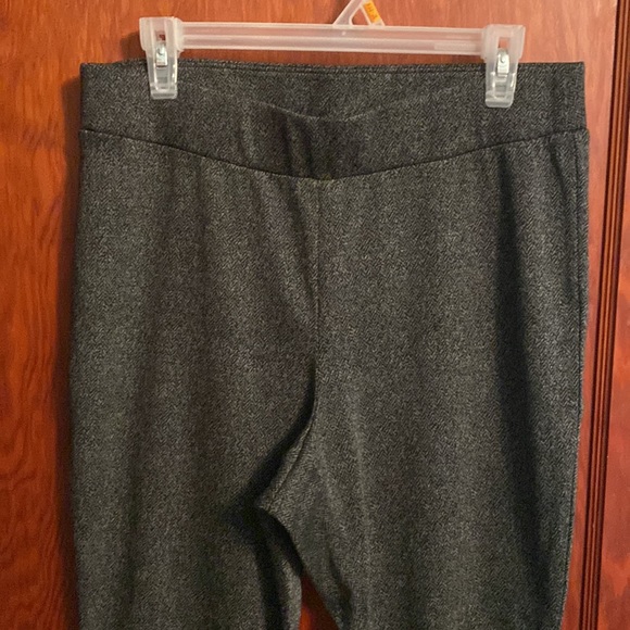 LB dressy leggings, SO SOFT! - Picture 2 of 6